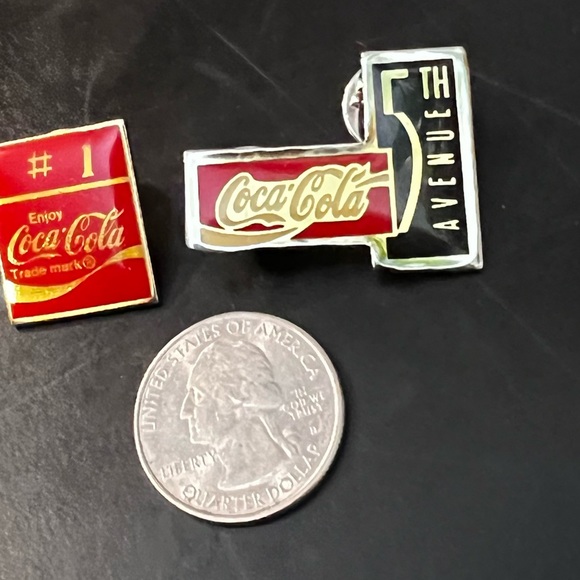 (2) Vintage Coca-Cola Lapel Pins - Picture 9 of 9